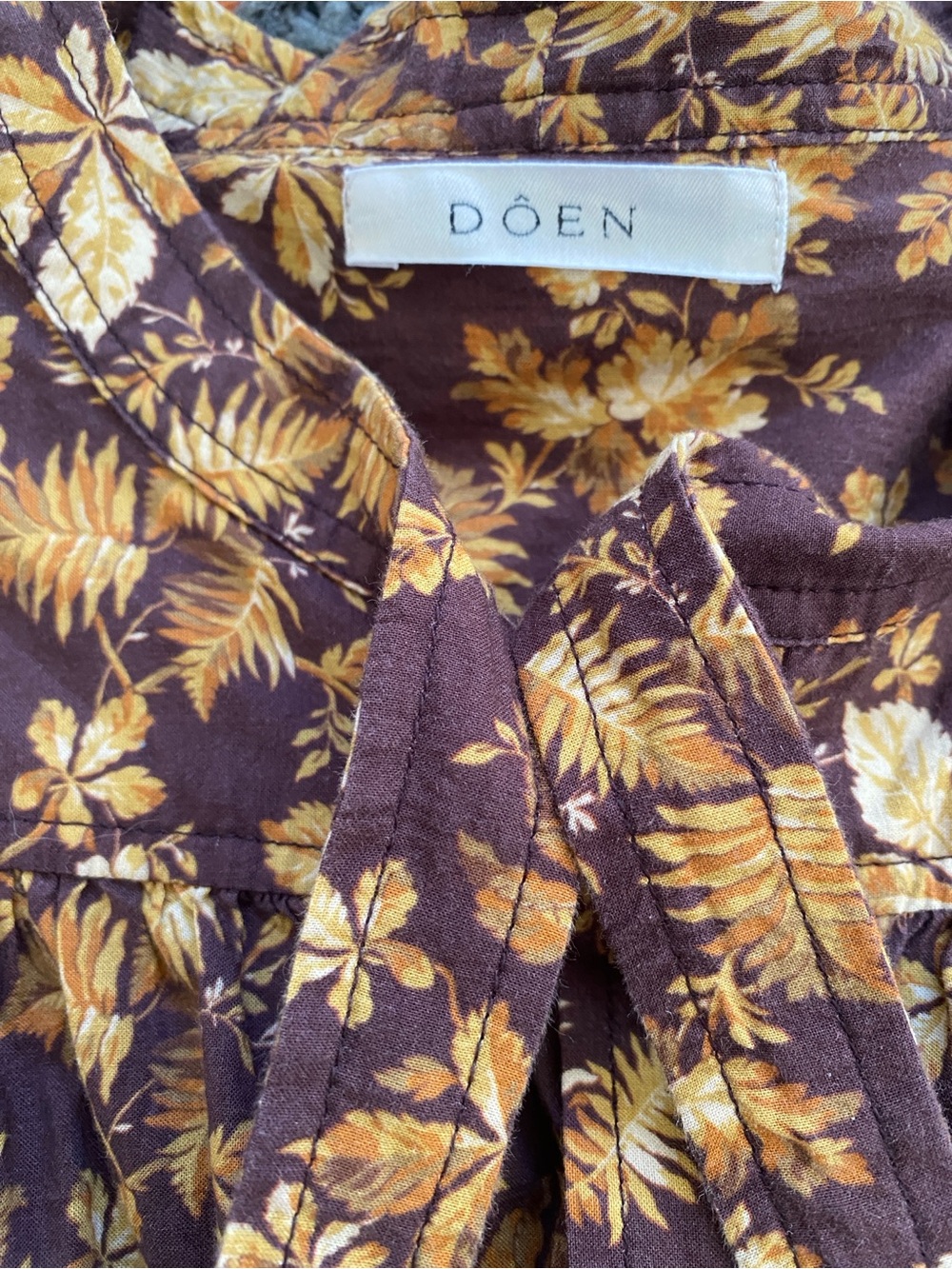 Doen Blouse - Picture 2 of 7